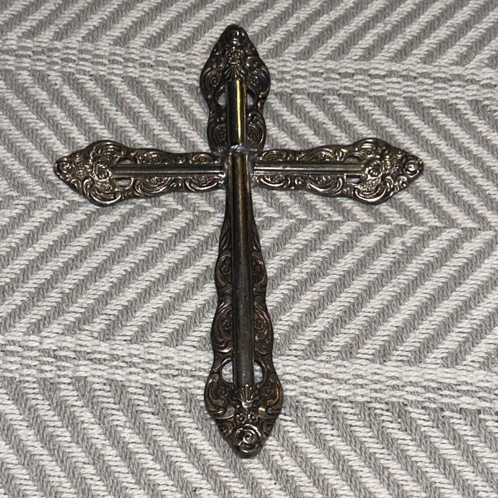 Silver Plate Cross / Crucifix Small Made‎ In Korea C2